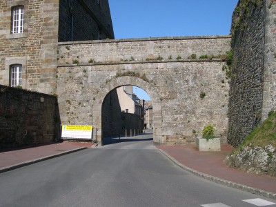  porte fortifiée